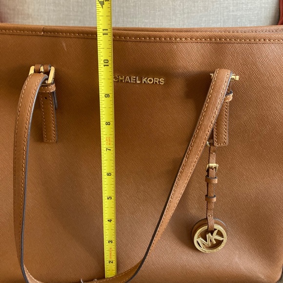 Michael Kors large tote work bag. - Picture 9 of 9